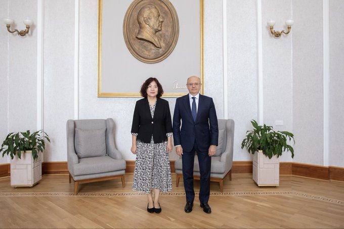 Azerbaijan, China explore frontiers to deepen energy cooperation