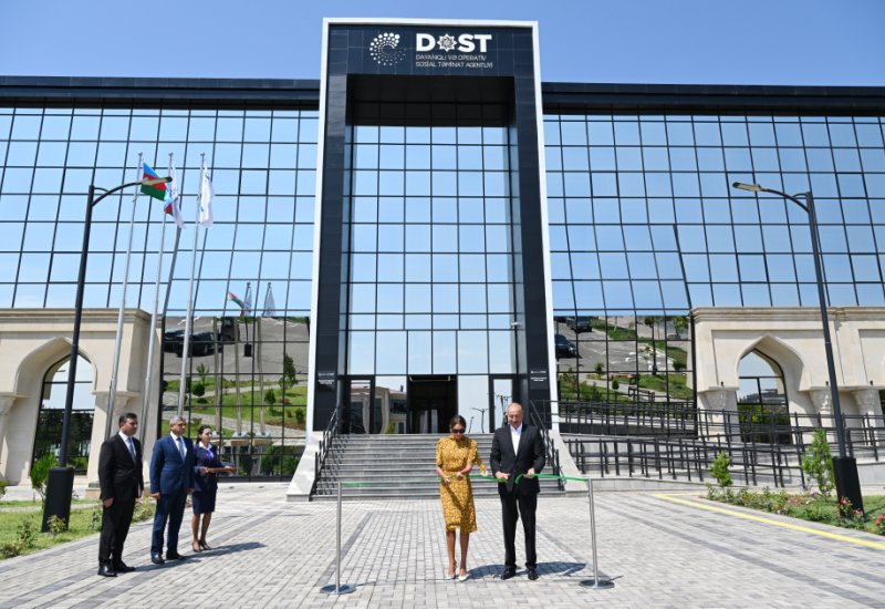 President Ilham Aliyev, First Lady Mehriban Aliyeva attend opening of Nakhchivan Regional DOST Center (PHOTO)