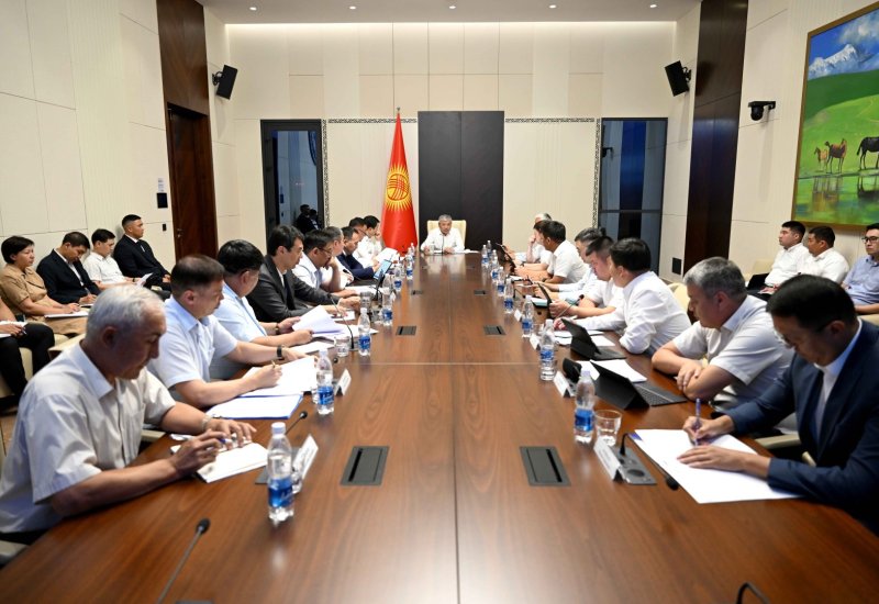 Kyrgyzstan holds meeting on ensuring stable fuel supplies to market
