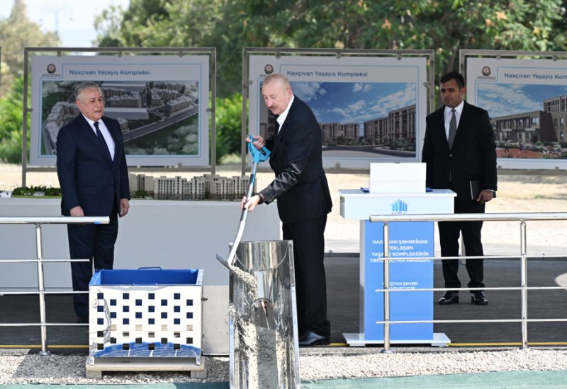 President Ilham Aliyev lays foundation stone of social housing complex in Nakhchivan city (PHOTO)