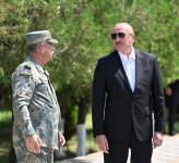 President Ilham Aliyev, First Lady Mehriban Aliyeva attend ceremony to present Battle Flags to newly established commando military units of Separate Combined Arms Army (PHOTO)