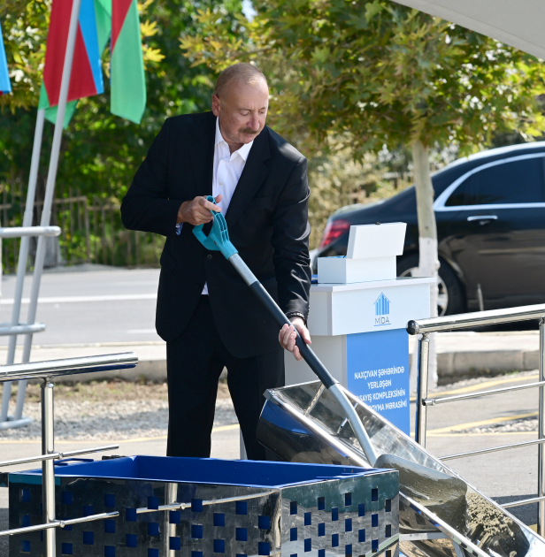 President Ilham Aliyev lays foundation stone of social housing complex in Nakhchivan city (PHOTO)