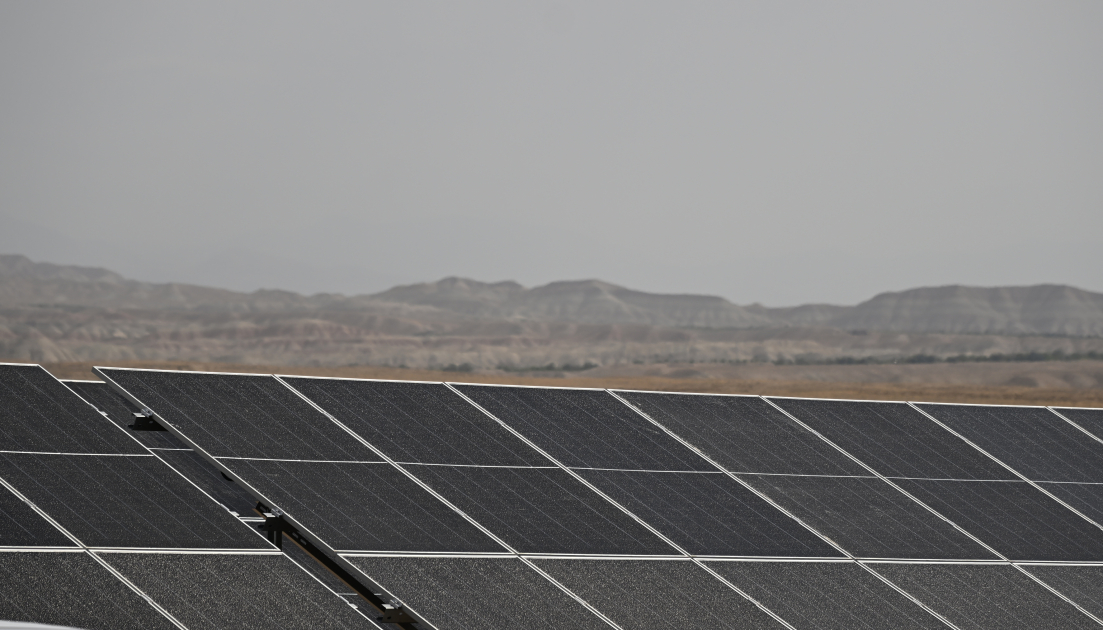 President Ilham Aliyev, First Lady Mehriban Aliyeva inspect construction progress of “Shams 1” and “Garbi Ufug” solar power plants in Nakhchivan (PHOTO/VIDEO)