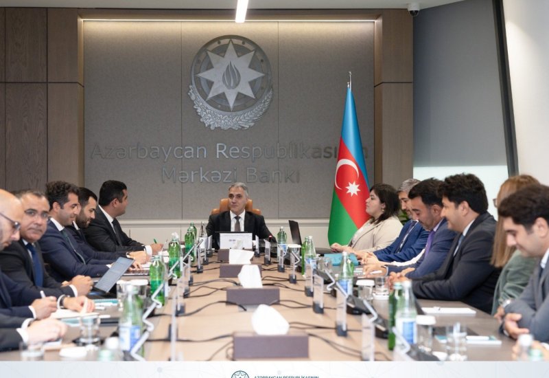 Azerbaijan reviews progress on capital market development