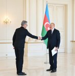 President Ilham Aliyev receives credentials of newly appointed German ambassador (PHOTO)