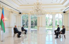 President Ilham Aliyev receives credentials of newly appointed German ambassador (PHOTO)