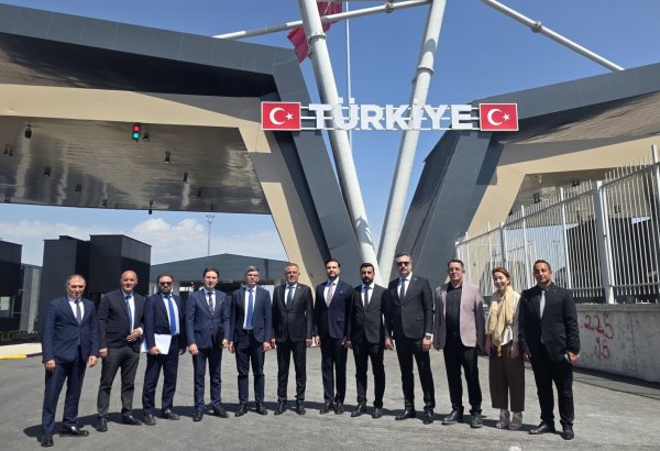IRU explores solutions to accelerate Türkiye-Azerbaijan cargo flows