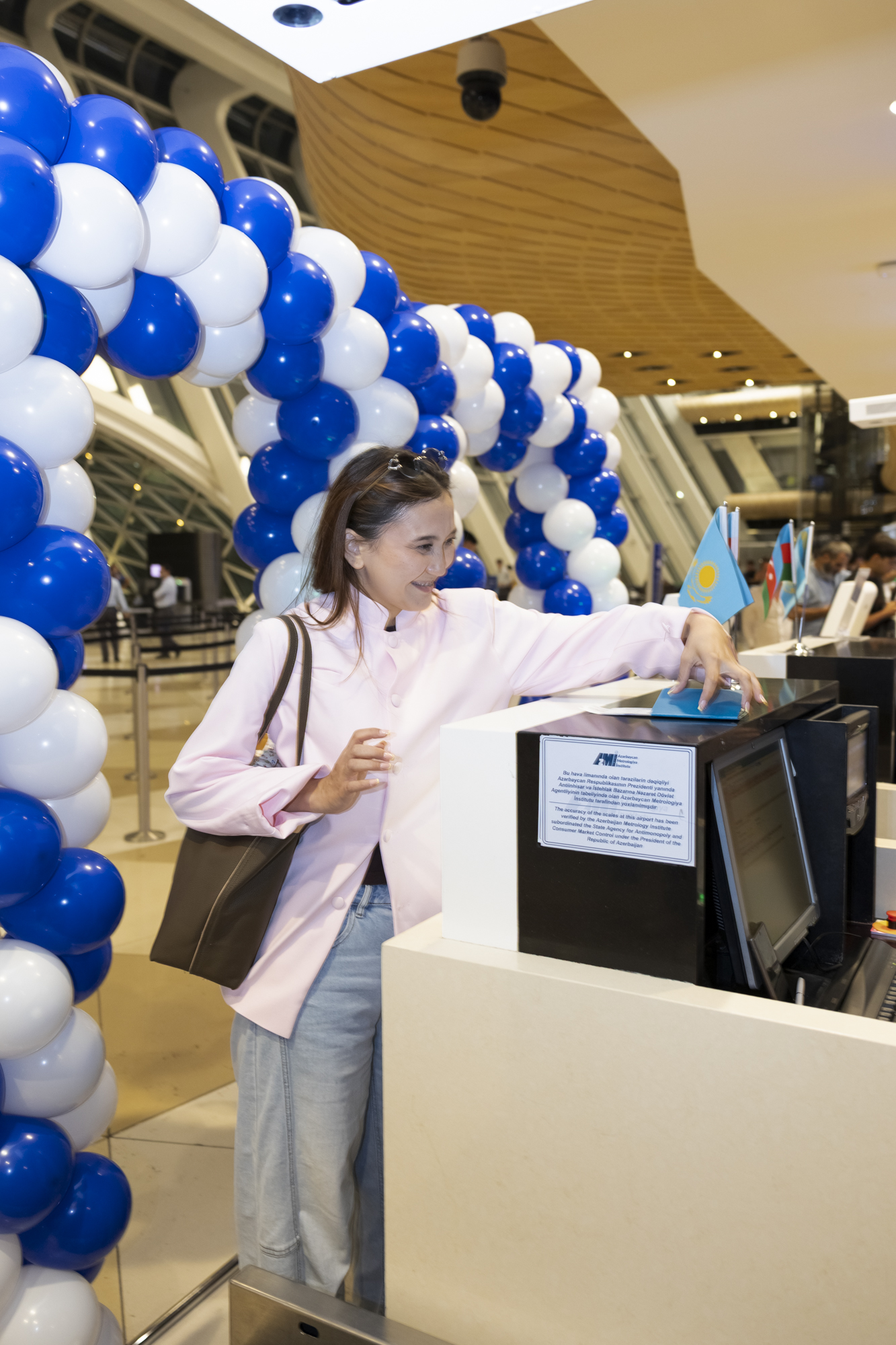 Azerbaijan Airlines successfully operates its first flight to Atyrau (PHOTO)