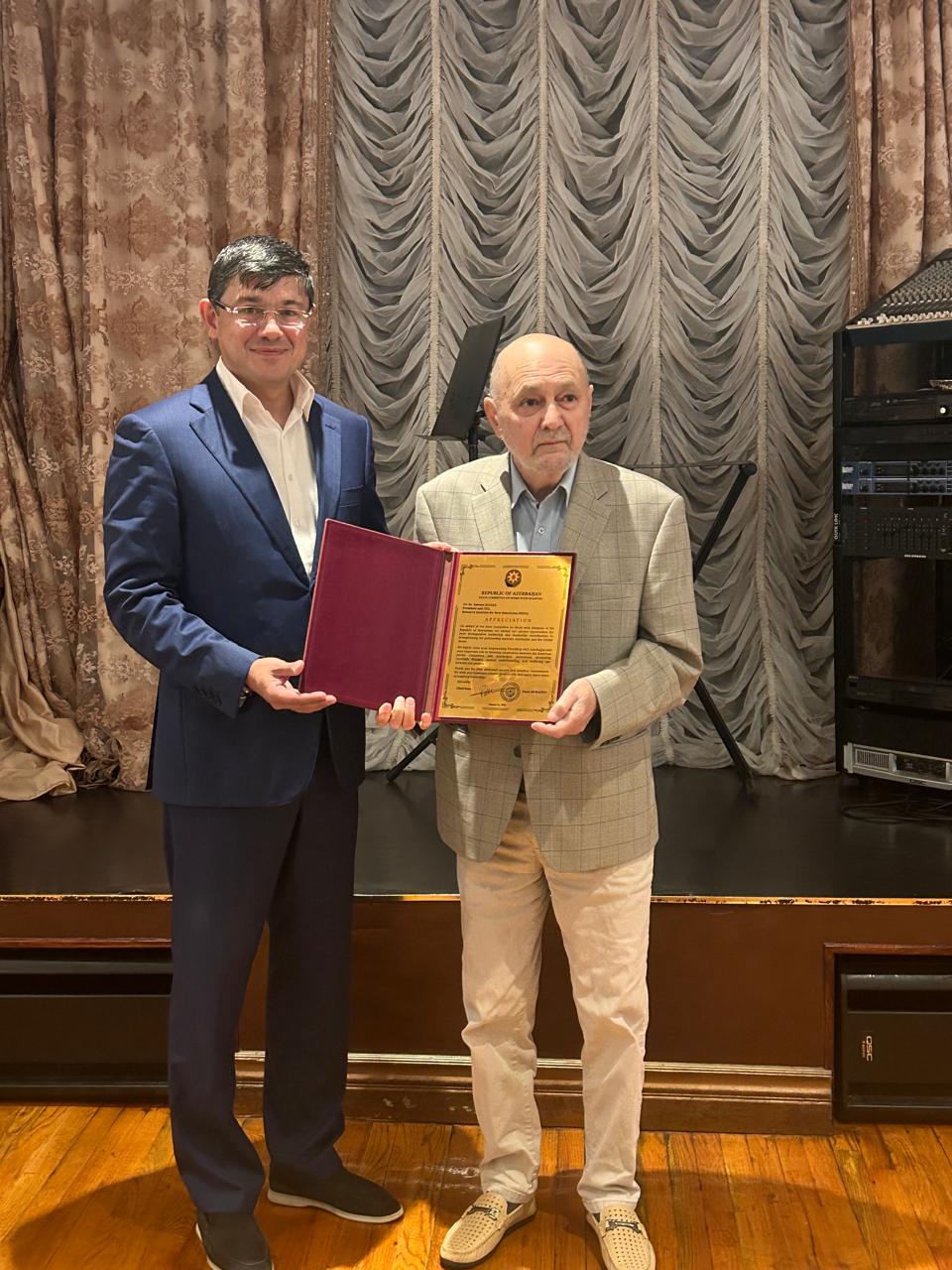 Azerbaijani diaspora committee's chief holds several meetings in New York (PHOTO)