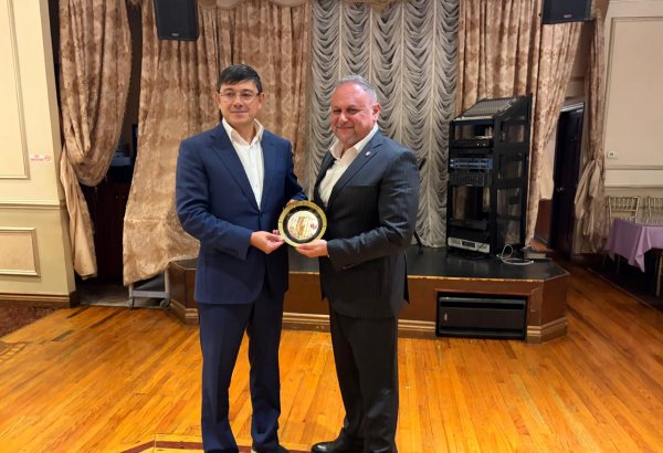 Azerbaijani diaspora committee's chief holds several meetings in New York (PHOTO)