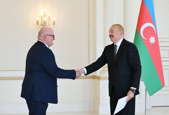 New UK ambassador to Azerbaijan looks forward to strengthening strategic partnership