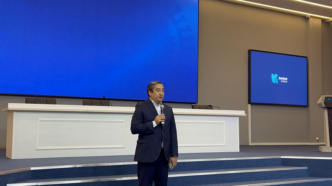 Azerbaijani journalists explore media environment of Uzbekistan (PHOTO/VIDEO)