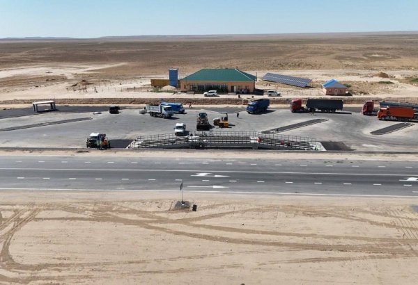 Kazakhstan implements 14 road projects in 2026