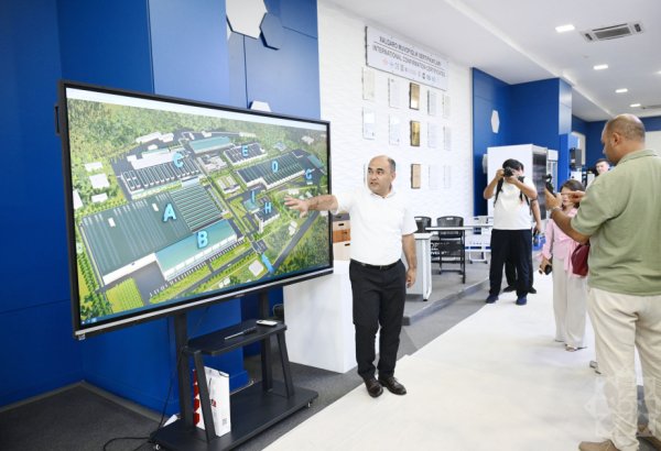 Azerbaijani journalists visit “Technopark” LLC in Tashkent (PHOTO/VIDEO)