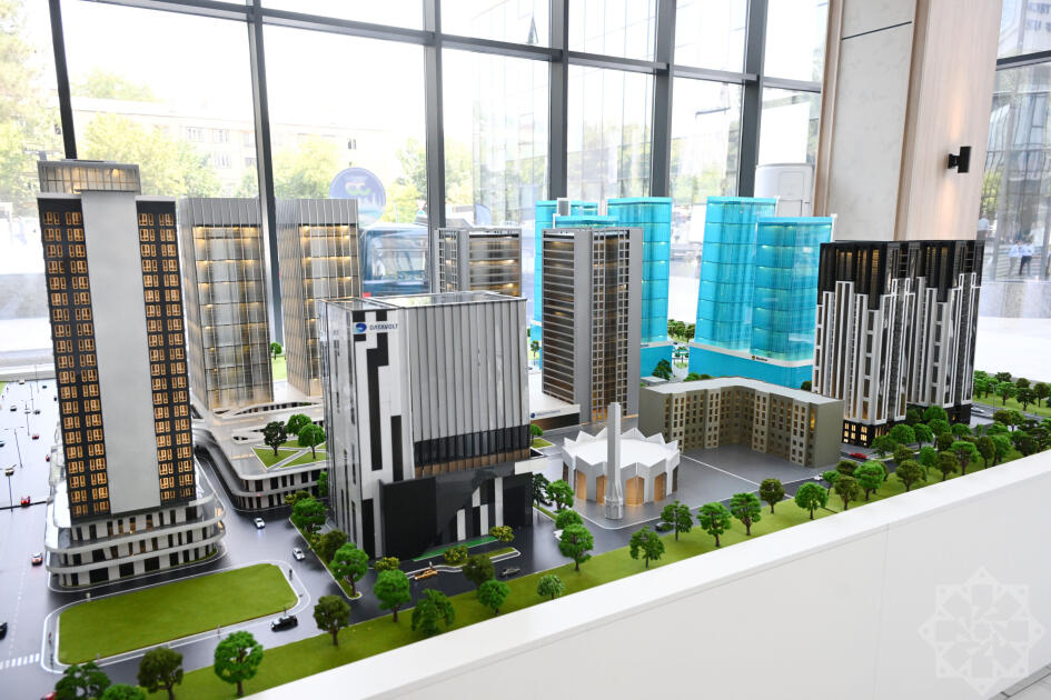 Azerbaijani journalists visit Uzbekistan’s growing digital ecosystem at IT Park (PHOTO)