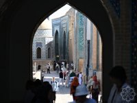 Azerbaijani journalists visit Shakhi Zinda memorial complex in Samarkand (PHOTO)