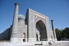 Three madrasas, one history: Azerbaijani journalists visit Registan square (PHOTO/VIDEO)