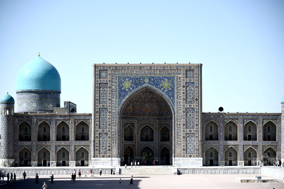Three madrasas, one history: Azerbaijani journalists visit Registan square (PHOTO/VIDEO)