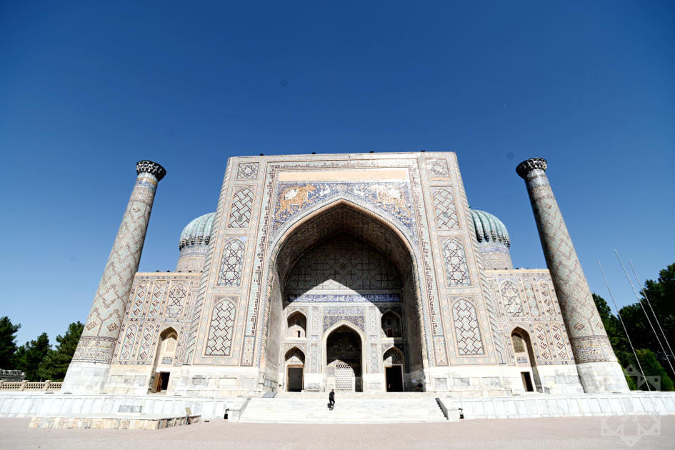 Three madrasas, one history: Azerbaijani journalists visit Registan square (PHOTO/VIDEO)