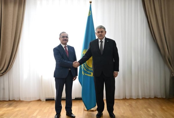 Kazakhstan, Azerbaijan discuss Trans-Caspian route development, strategic partnership