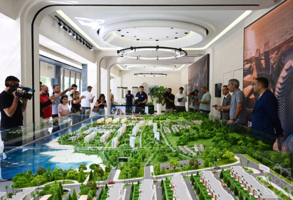 Azerbaijani journalists tour Sea Breeze Uzbekistan complex (PHOTO)