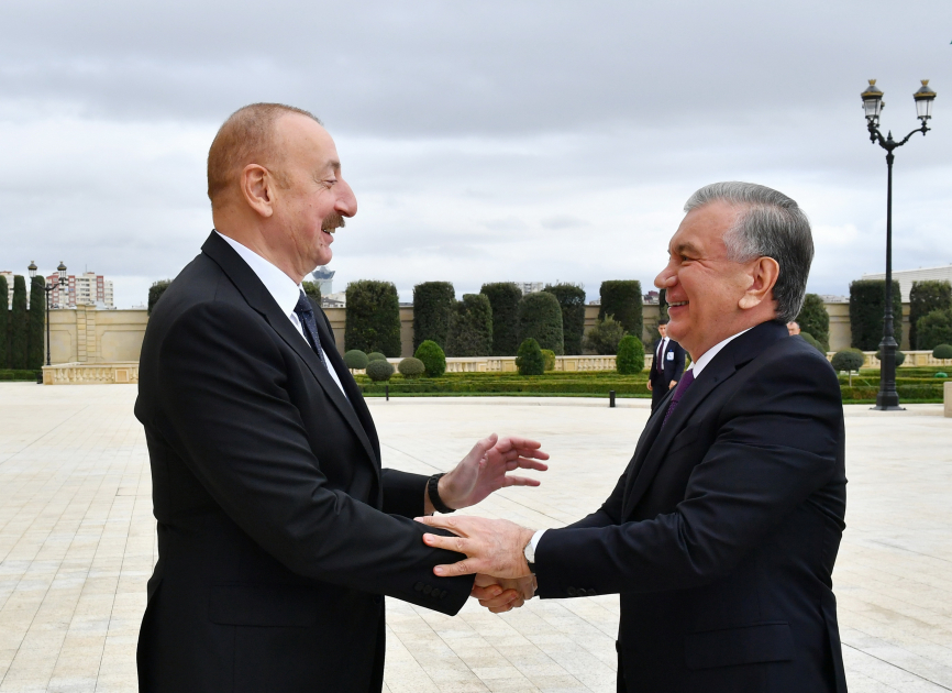President Ilham Aliyev gives interview to Uzbekistan National News Agency (PHOTO)