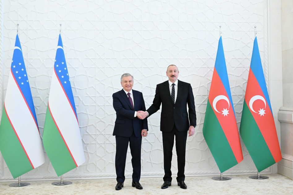 President Ilham Aliyev gives interview to Uzbekistan National News Agency (PHOTO)