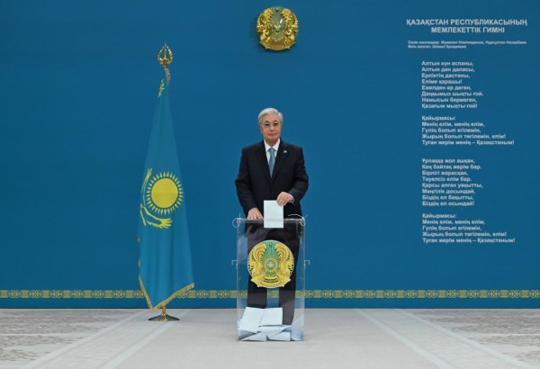 Tokayev casts ballot in Kazakhstan’s Kurultai elections