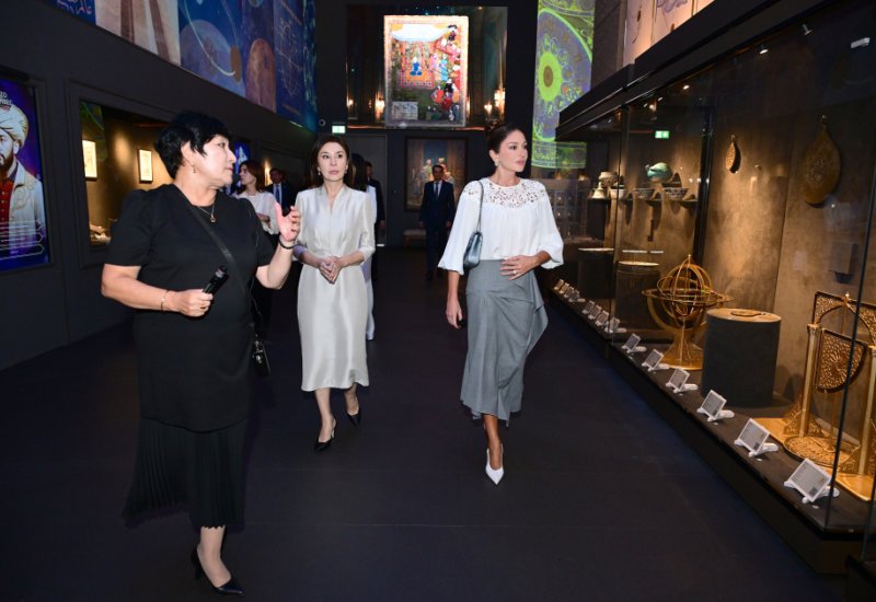 First Lady Mehriban Aliyeva and Leyla Aliyeva visit Center of Islamic Civilization in Tashkent (PHOTO)