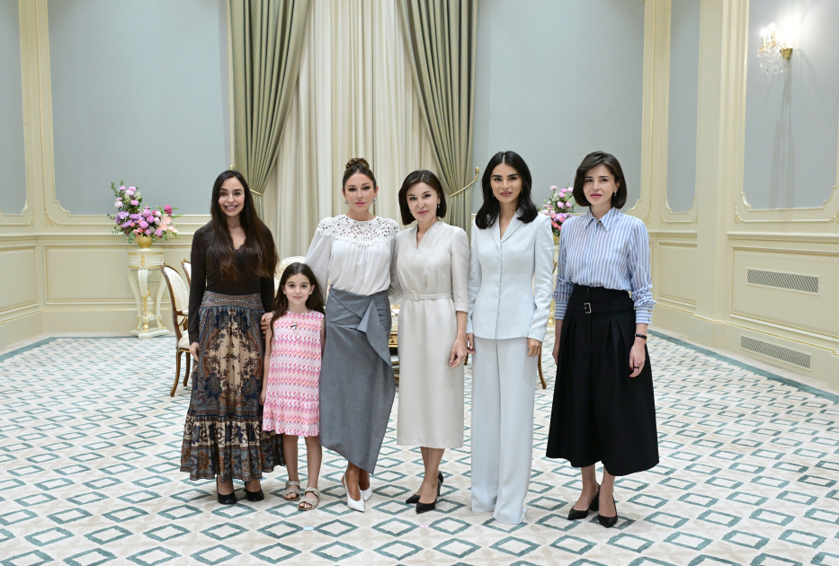 First Lady Mehriban Aliyeva and First Lady Ziroatkhon Mirziyoyeva hold one-on-one meeting over tea in Tashkent (PHOTO)