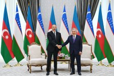 President Ilham Aliyev holds one-on-one meeting with President of Uzbekistan in Tashkent (PHOTO/VIDEO)