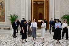 First Lady Mehriban Aliyeva and Leyla Aliyeva visit Center of Islamic Civilization in Tashkent (PHOTO)