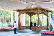 Official welcome ceremony held for President Ilham Aliyev in Tashkent (PHOTO)