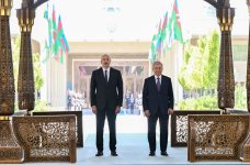 Official welcome ceremony held for President Ilham Aliyev in Tashkent (PHOTO)