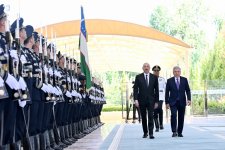 Official welcome ceremony held for President Ilham Aliyev in Tashkent (PHOTO)