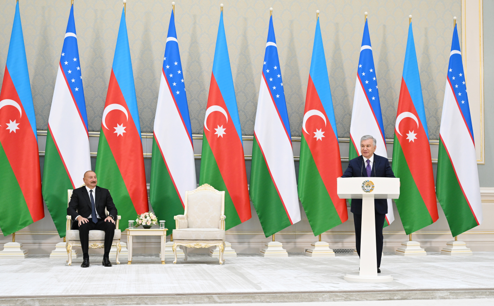 Award ceremony for President Ilham Aliyev and President of Uzbekistan held in Tashkent (PHOTO)