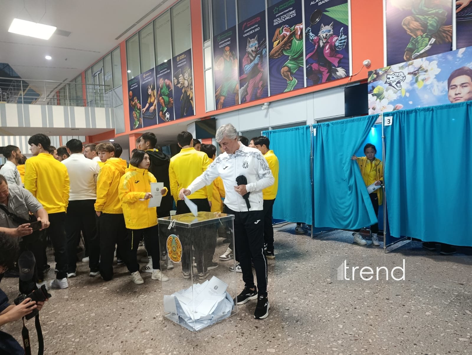 Voting underway in Astana in elections to Kazakhstan’s Kurultai (PHOTO)