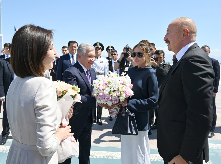 President Ilham Aliyev arrives in Uzbekistan on state visit (PHOTO/VIDEO)