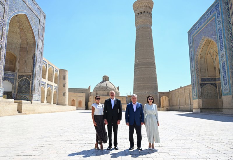 Presidents and First Ladies of Azerbaijan and Uzbekistan visit Poi-Kalyan Complex in Bukhara (PHOTO/VIDEO)