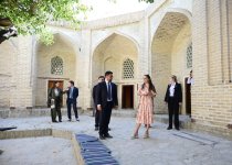 Leyla Aliyeva explores works of first Bukhara Biennial (PHOTO)