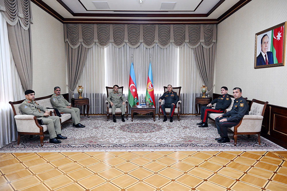 Azerbaijan, Pakistan advance negotiations on military cooperation (PHOTO)