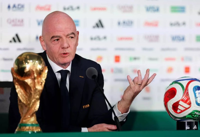 FIFA President arrives in Baku