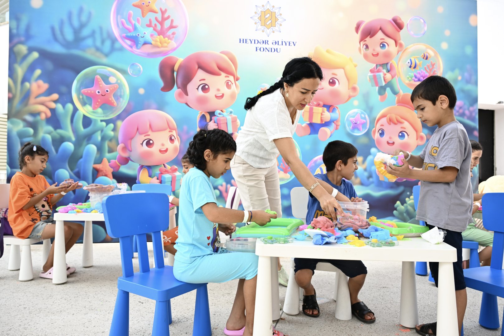 On initiative of Mehriban Aliyeva, President of Heydar Aliyev Foundation, entertainment event held for children in need of special care (PHOTO/VIDEO)