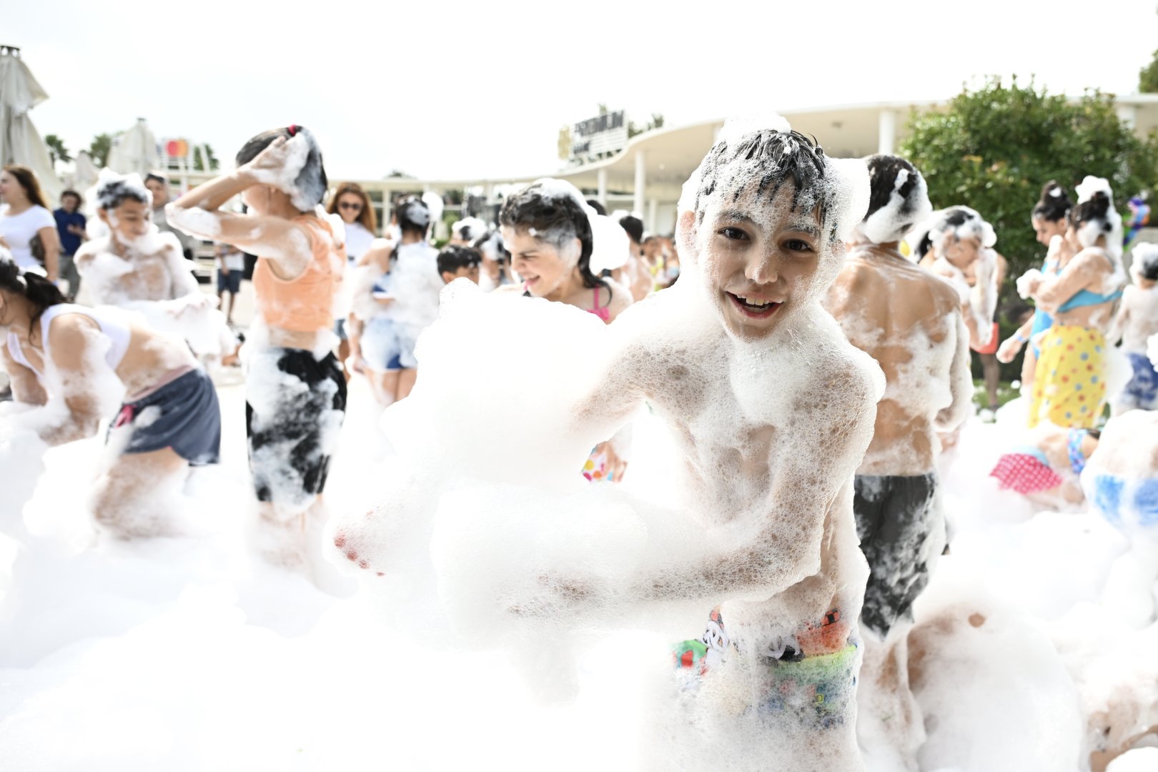 On initiative of Mehriban Aliyeva, President of Heydar Aliyev Foundation, entertainment event held for children in need of special care (PHOTO/VIDEO)