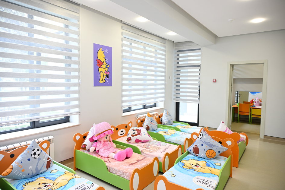 First VP Mehriban Aliyeva and her daughters, Leyla Aliyeva and Arzu Aliyeva, attend opening of nursery-kindergarten No. 352 in Baku (PHOTO)