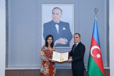 Azerbaijan’s Bayramov receives newly appointed Malaysian ambassador (PHOTO)