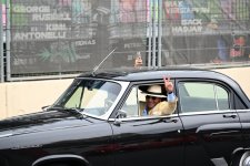 Vice-President of Heydar Aliyev Foundation Leyla Aliyeva and Arzu Aliyeva watch classic car parade and exhibition (PHOTO)