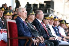 Azerbaijan Defense Minister attends graduation ceremonies of military academies in Türkiye (PHOTO)