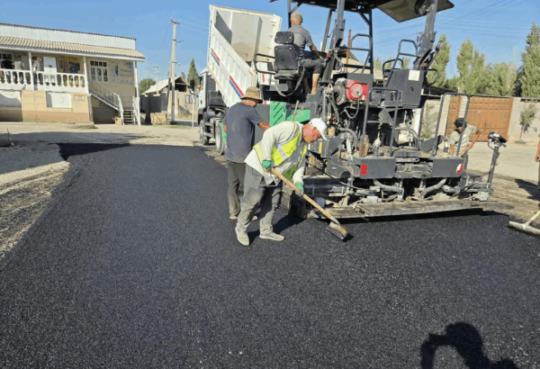Kyrgyzstan advances asphalt paving on key Jalal-Abad road