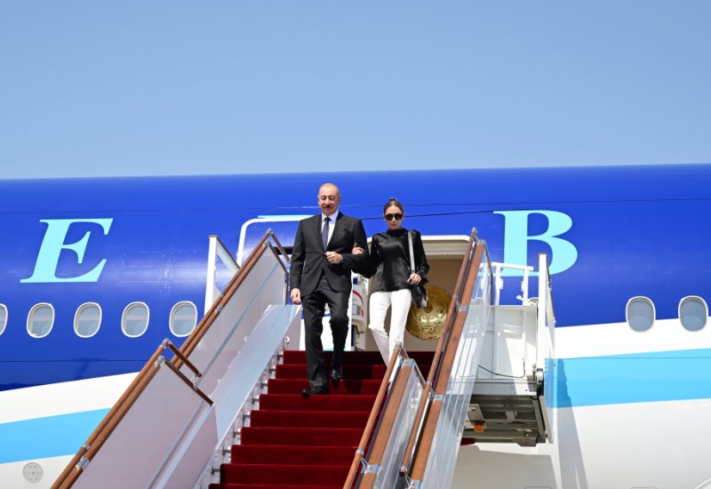 President Ilham Aliyev arrives in Kyrgyz Republic for working visit (PHOTO)